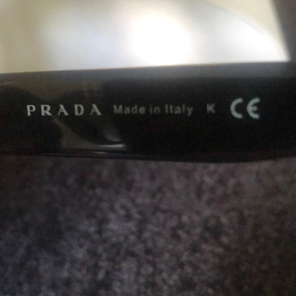 Prada sunglasses - Picture 2 of 3